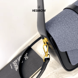Hester Sling Bag - Gambar 4